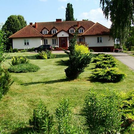 Pensjonat Dworek Baranowka Goniadz Kültér fotó